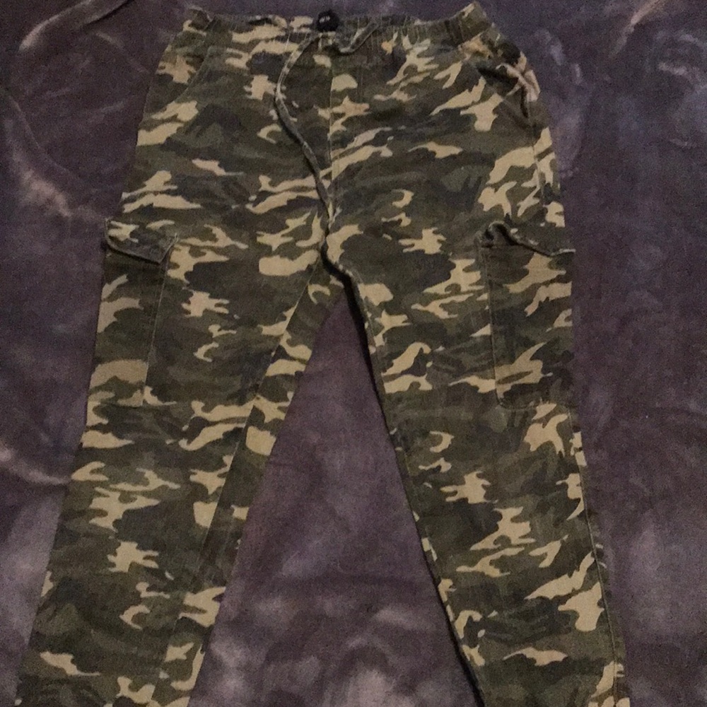 Camp pants